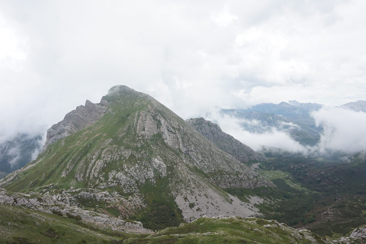 Senderismo madrid viajes trekking babia asturias Somiedo DDSC00024
