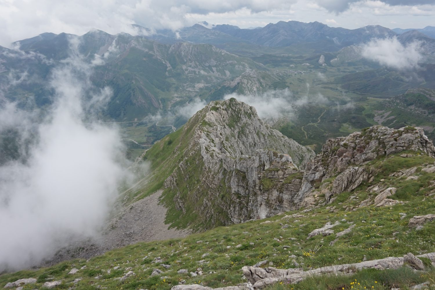 Senderismo madrid viajes trekking babia asturias Somiedo DDSC00056