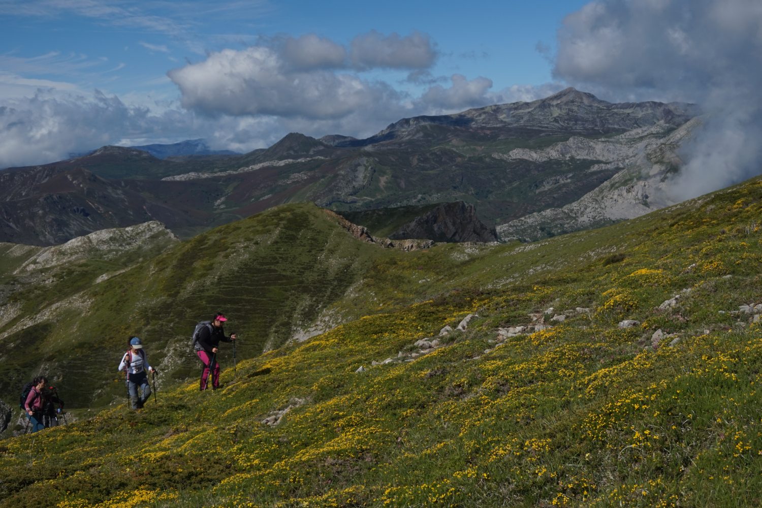 Senderismo madrid viajes trekking babia asturias Somiedo DDSC00185